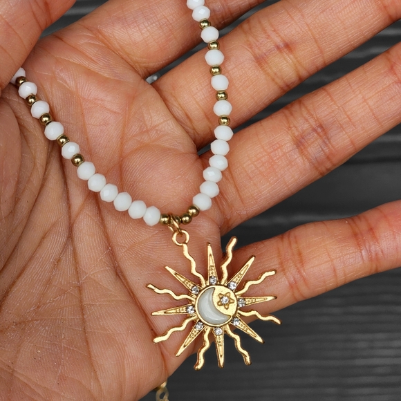 Sun Moon Beaded Choker Necklace Y2K Retro Jewelry Bohemian White Boho Chic - Picture 3 of 3